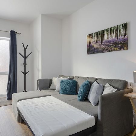 1 Bed Apt Sleeps 4 Luton  Exterior photo