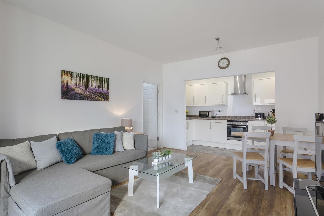 1 Bed Apt Sleeps 4 Luton  Exterior photo